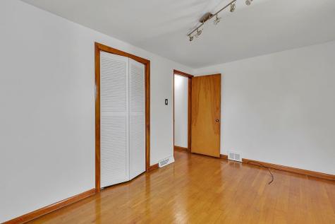 118 Foster Road Beaver Falls PA 15010