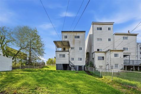 3535 Bigelow Boulevard Polish Hill PA 15213