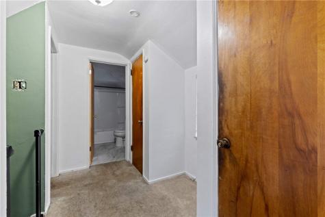 9242 Valley Street Penn Hills PA 15235