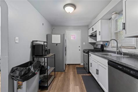 9242 Valley Street Penn Hills PA 15235