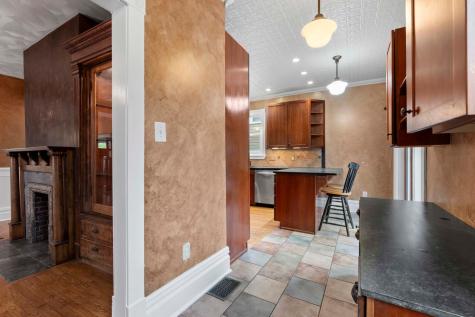 361 Library Place Oakmont PA 15139