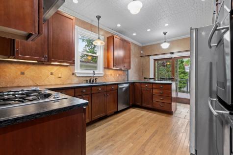 361 Library Place Oakmont PA 15139