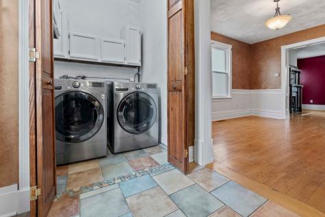 361 Library Place Oakmont PA 15139