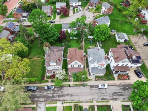 361 Library Place Oakmont PA 15139