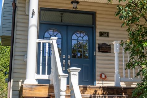 361 Library Place Oakmont PA 15139