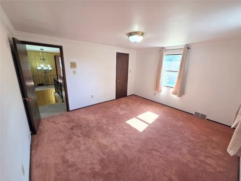 119 Mable Drive Lincoln Boro PA 15037
