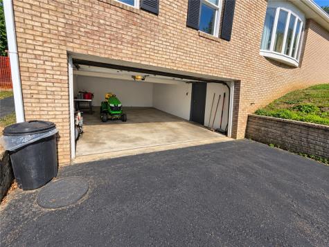 119 Mable Drive Lincoln Boro PA 15037
