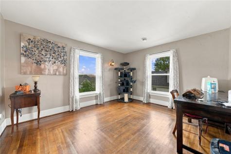 1003 Loucks Avenue Scottdale PA 15683