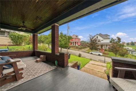 1003 Loucks Avenue Scottdale PA 15683