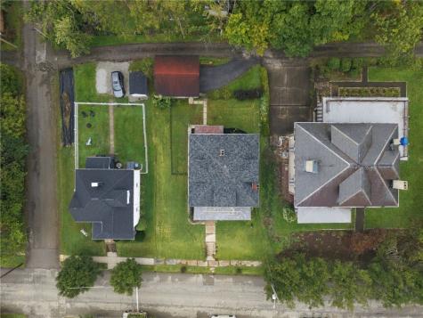 1003 Loucks Avenue Scottdale PA 15683