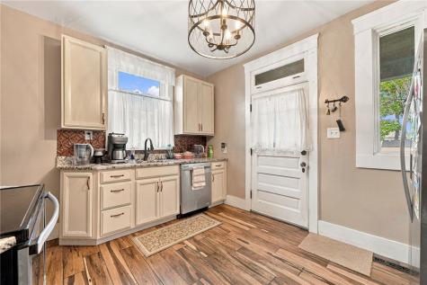 1003 Loucks Avenue Scottdale PA 15683