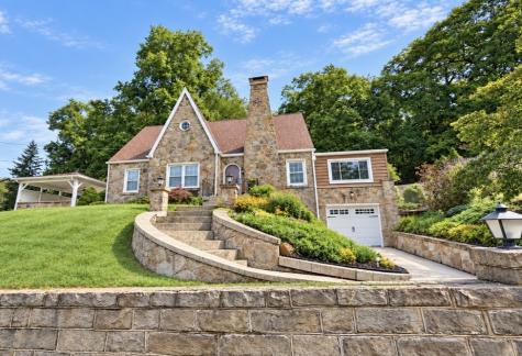 1025 Isabella Road Connellsville PA 15425