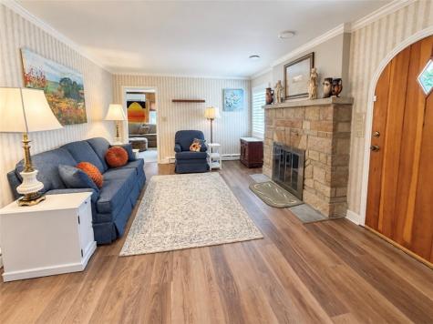 1025 Isabella Road Connellsville PA 15425