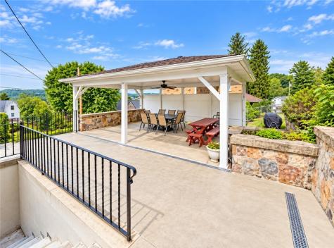 1025 Isabella Road Connellsville PA 15425