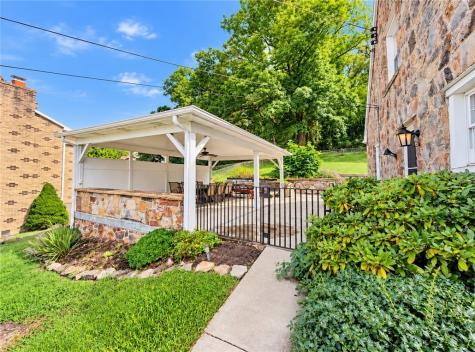 1025 Isabella Road Connellsville PA 15425