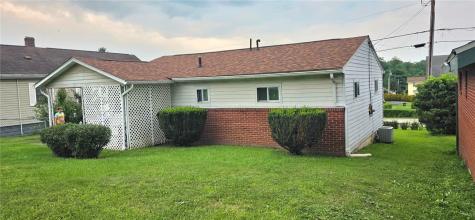 1805 W Penn Avenue Dunbar Township PA 15425