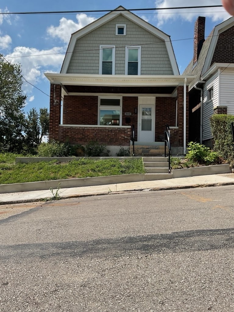 844 Gearing Avenue Beltzhoover PA 15210