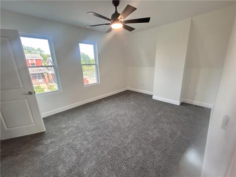 844 Gearing Avenue Beltzhoover PA 15210