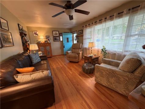 619 S Mercer Avenue Hermitage PA 16148