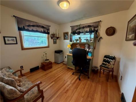 619 S Mercer Avenue Hermitage PA 16148