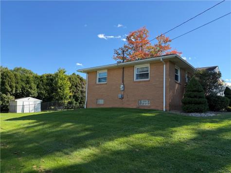 619 S Mercer Avenue Hermitage PA 16148