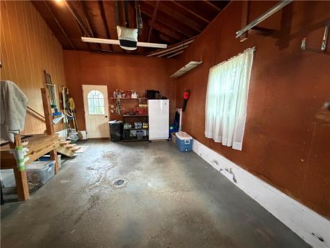 619 S Mercer Avenue Hermitage PA 16148