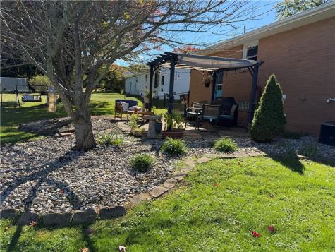 619 S Mercer Avenue Hermitage PA 16148