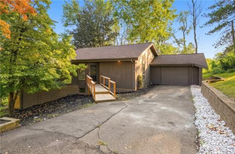 204 Ohioview Street Aliquippa PA 15001