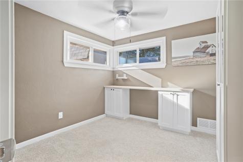 1011 Marcia Irwin PA 15642