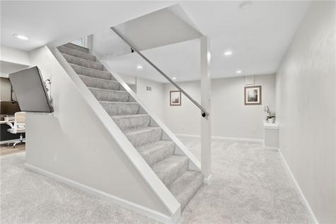 1011 Marcia Irwin PA 15642