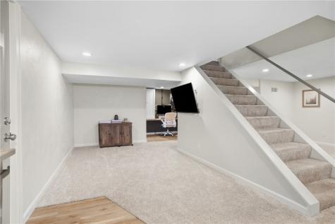 1011 Marcia Irwin PA 15642