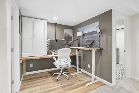 1011 Marcia Irwin PA 15642