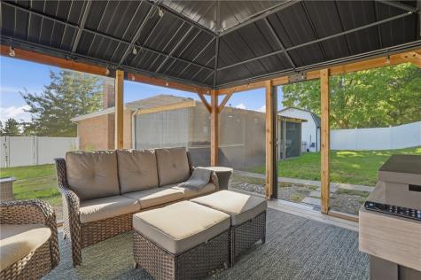 1011 Marcia Irwin PA 15642