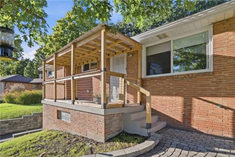1011 Marcia Irwin PA 15642