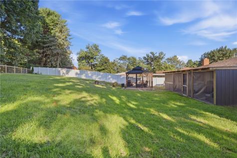1011 Marcia Irwin PA 15642