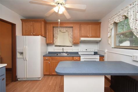 225 Woodside Road Forest Hills Boro PA 15221