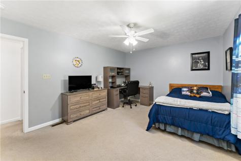1344 Lucia Drive Canonsburg PA 15317