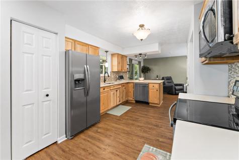1344 Lucia Drive Canonsburg PA 15317