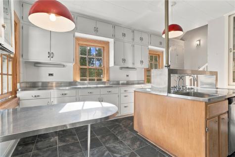 311 Dorseyville Road O'hara PA 15215