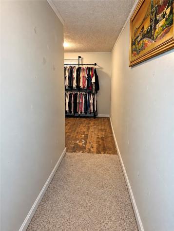 46 Chapel Hill Road Claysville PA 15323