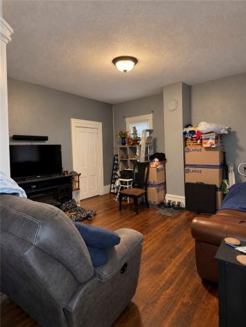 46 Chapel Hill Road Claysville PA 15323