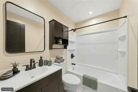 343 Thomas Street Carnegie PA 15106