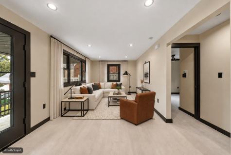 343 Thomas Street Carnegie PA 15106