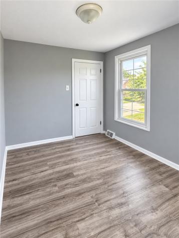 5221 Schenley Avenue Garfield PA 15224