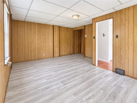 5221 Schenley Avenue Garfield PA 15224
