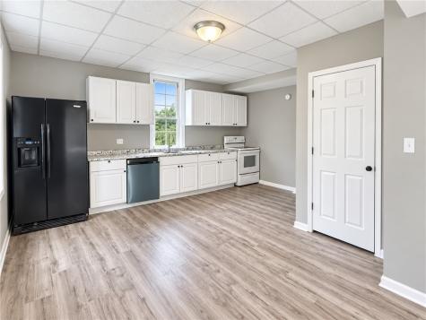 5221 Schenley Avenue Garfield PA 15224
