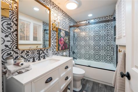 214 W Main Street Ligonier Boro PA 15658