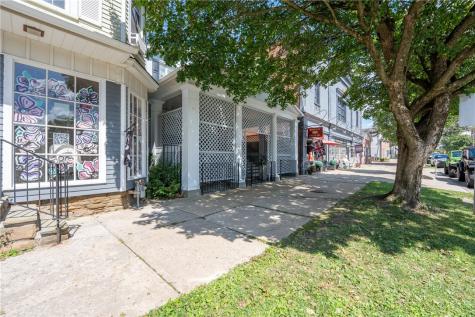 214 W Main Street Ligonier Boro PA 15658