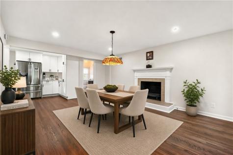 736 Pinetree Road Mt Lebanon PA 15243