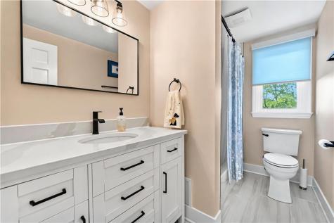 736 Pinetree Road Mt Lebanon PA 15243